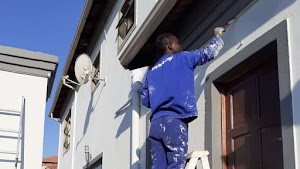 Stable Empire contractors place picture